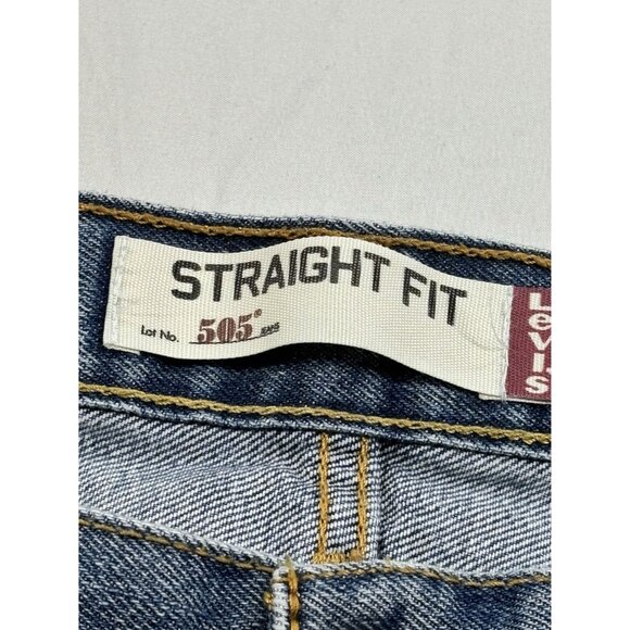 Levi's 505 Straight Fit Jeans W38 L32 Men's Classic Denim Blue Cotton - Picture 2 of 9
